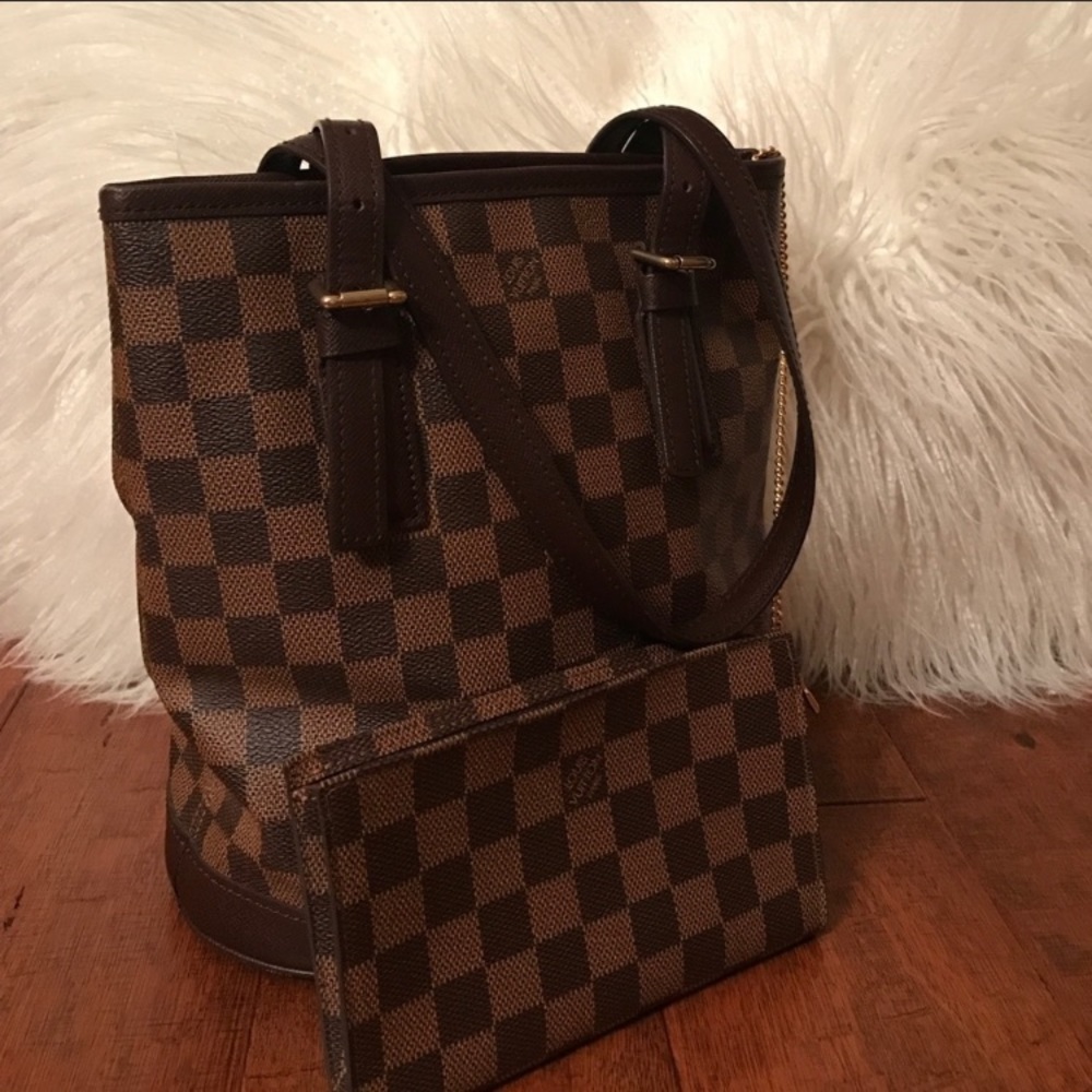 authentic Louis Vuitton bag